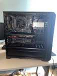 Komputer do gier: Geforce RTX 1060 6GB, AMD Ryzen 7 1300 8-rdzeniowy.