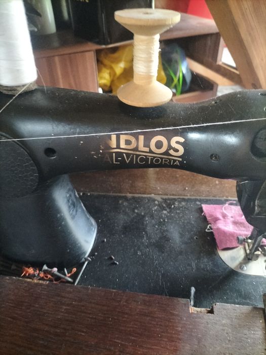 Witam mam do sprzedania maszynę do szycia firmy singel  nie wysyłam od