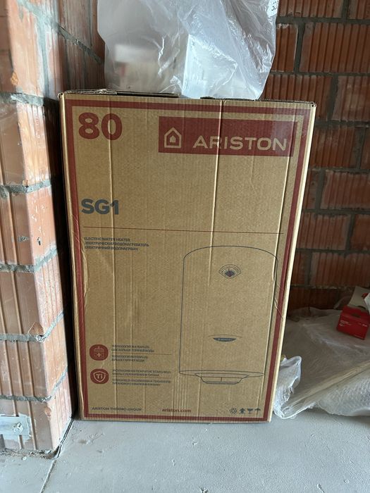Бойлер Ariston SG1 80 л