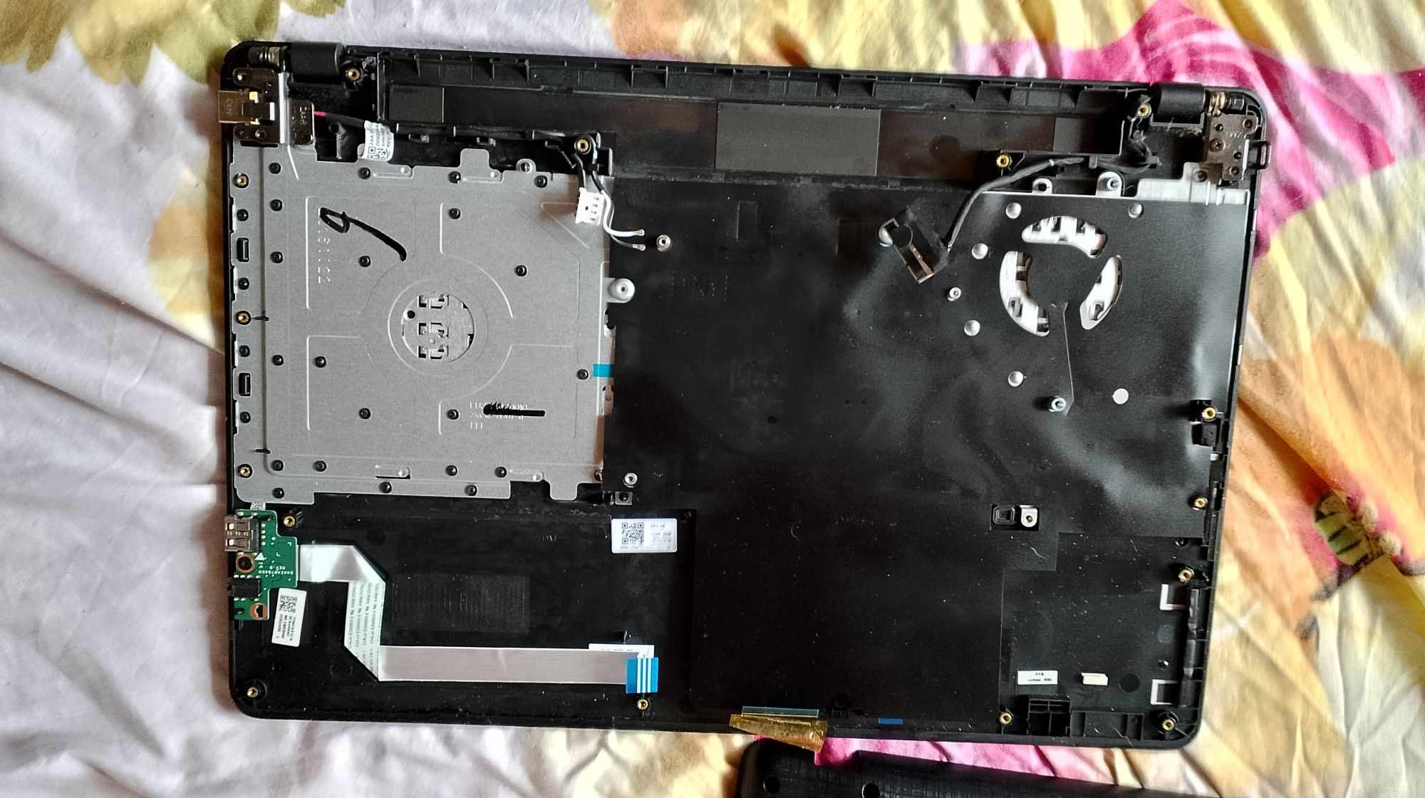 Nowa matryca z klawiaturą do laptopa Acer aspire f15 f5-573G 58-T1