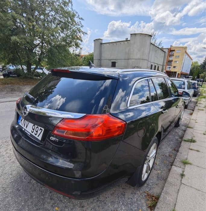 Opel Insignia продам