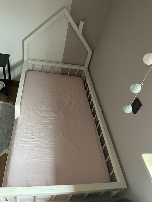 Łóżko dziecięce używane