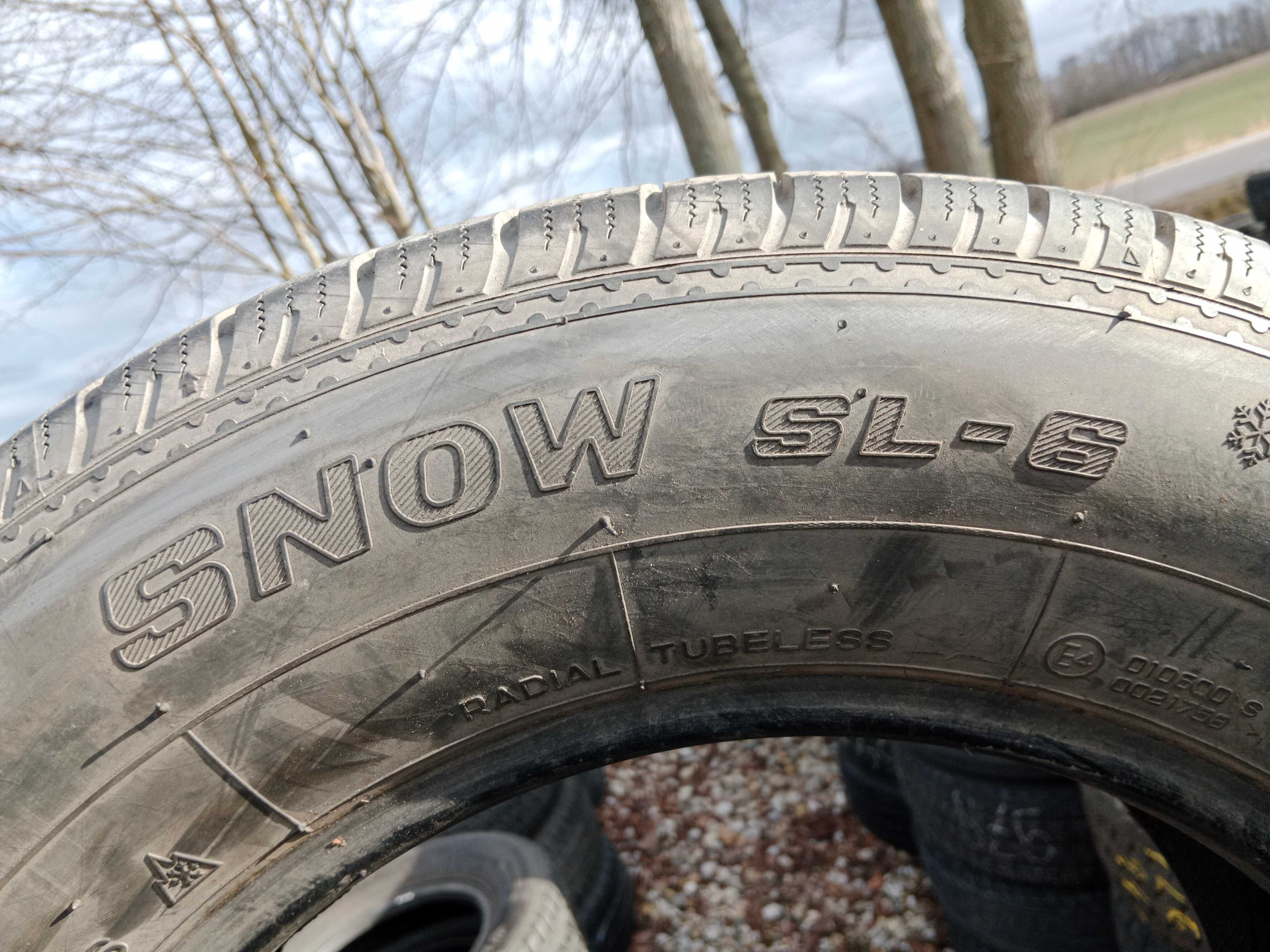 Opona używana zimowa 235/65R16C Nankang Snow SL-6 1szt.