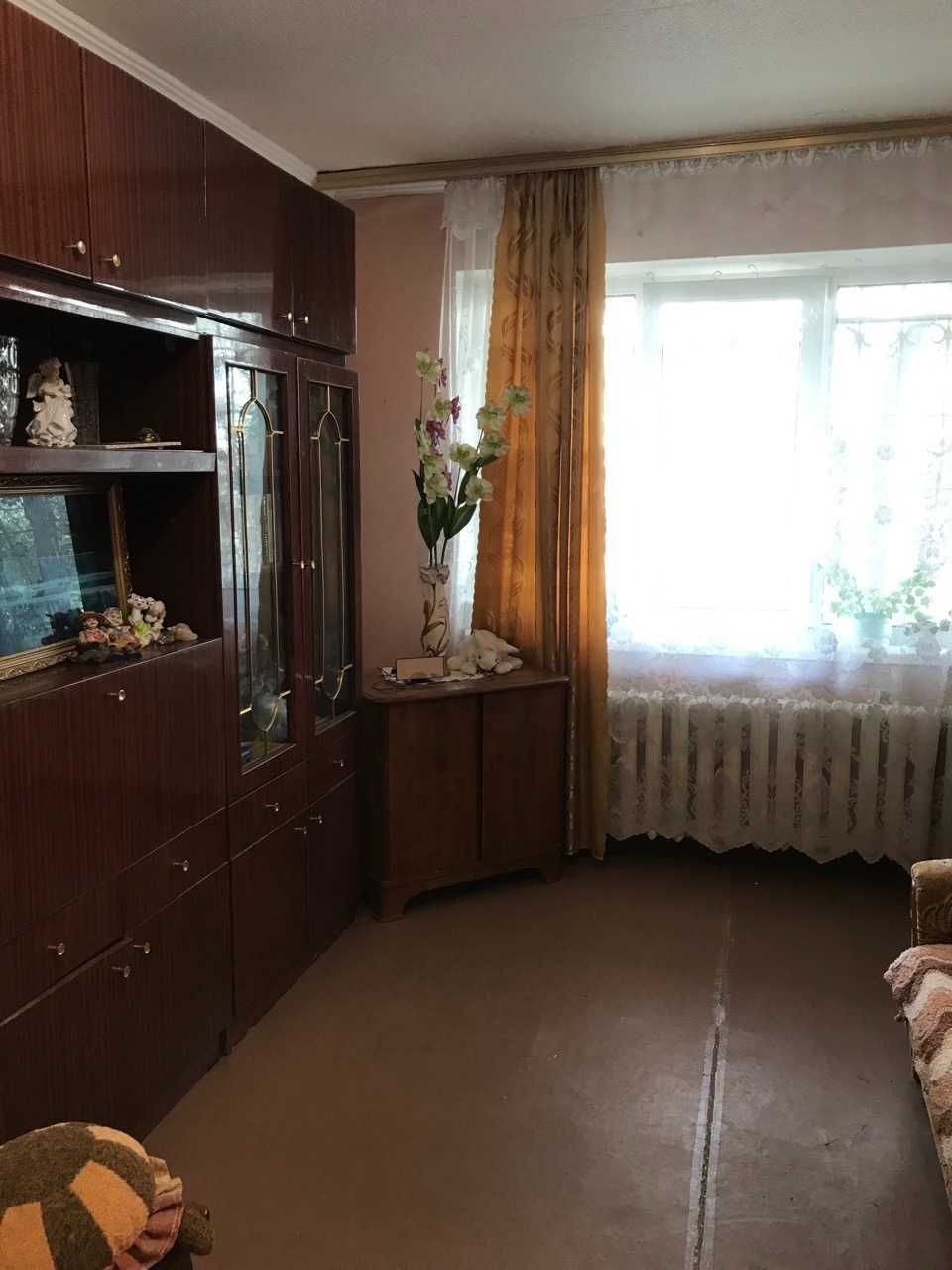 Продам 1 кімнатну квартиру вул. Томилівська