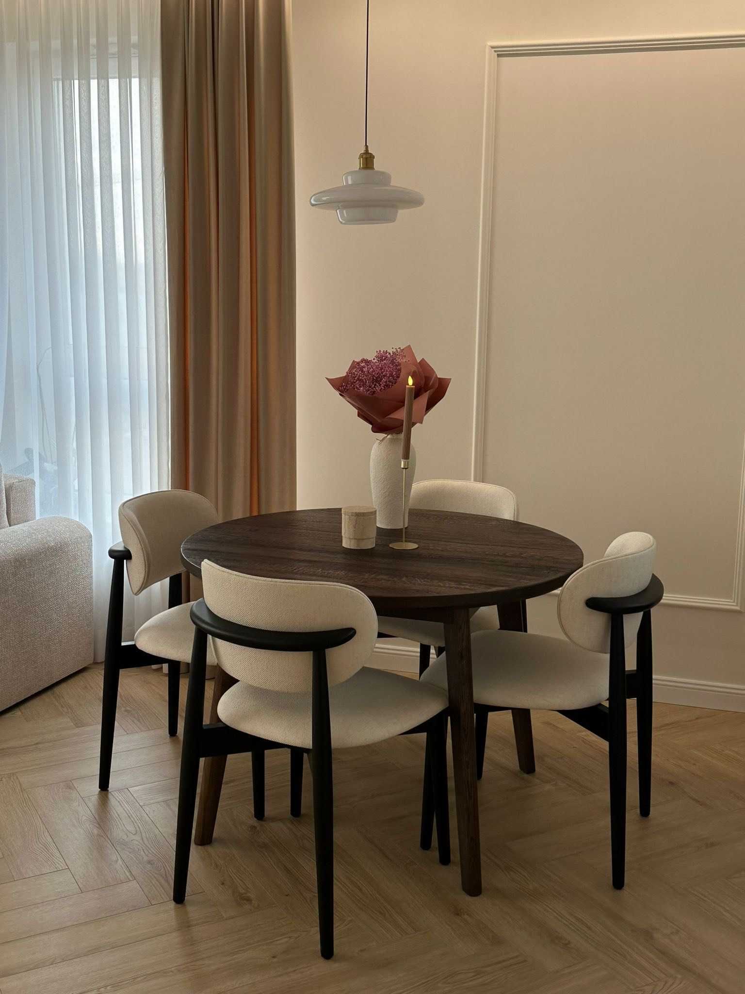 Okrągły dębowy stół, drewniany stół, rozkładany stół -producent