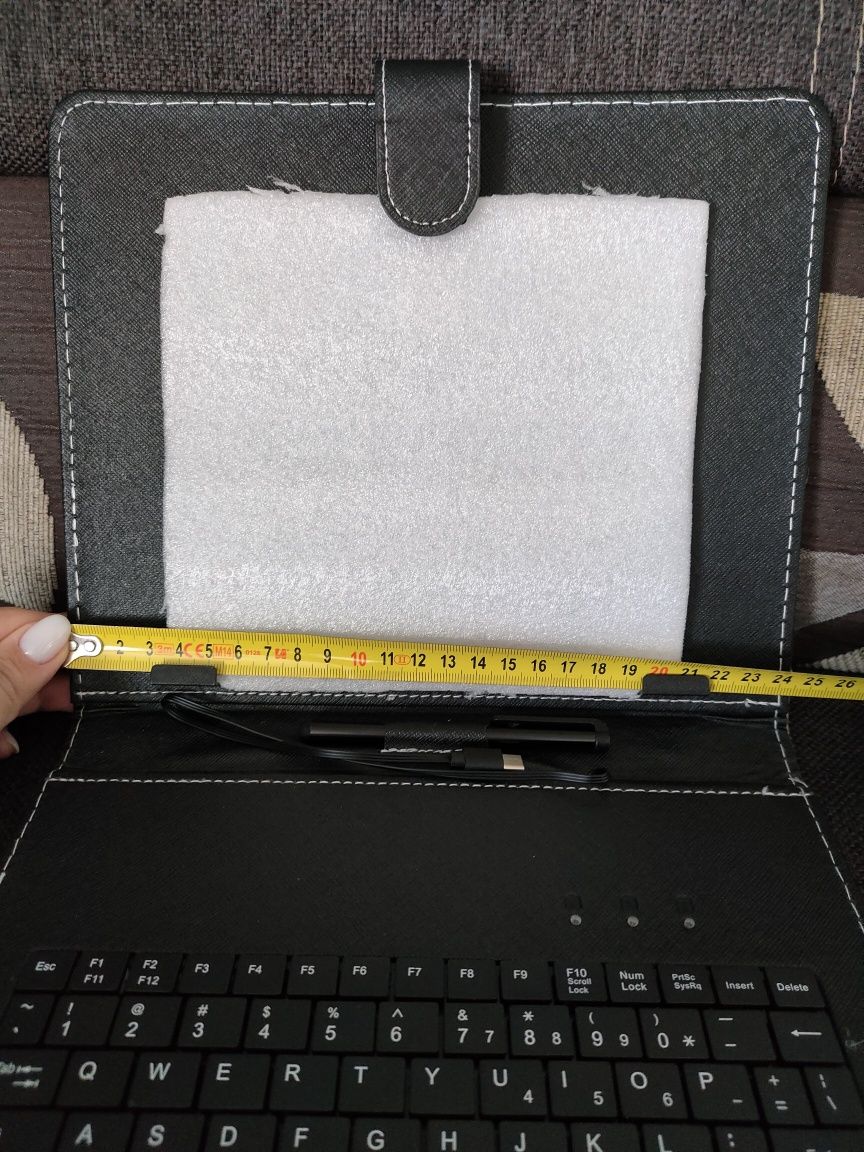 Etui, pokrowiec na tablet