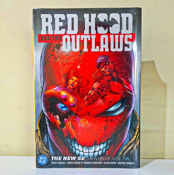 Red Hood and The Outlaws Omnibus