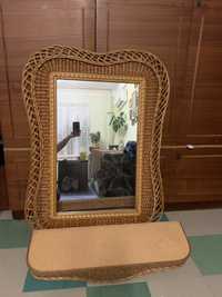 Зеркало настенное с полкой в плетенной раме