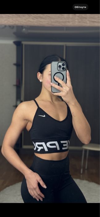 Топ nike s розмір чорного кольру