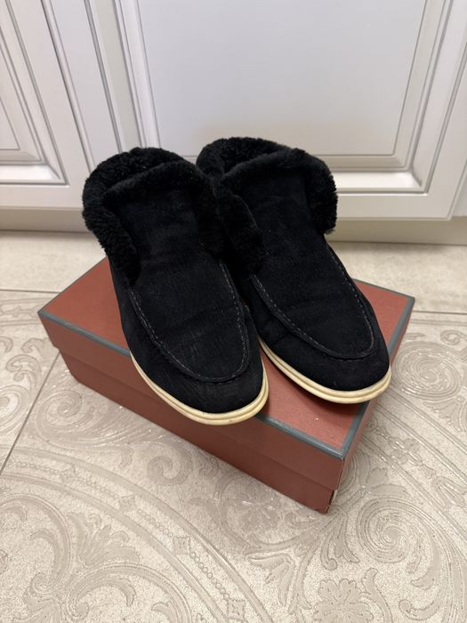 Зимове взуття loro piana zara