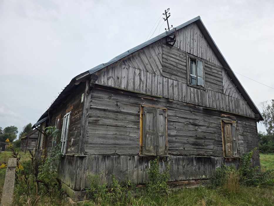 Sprzedam siedlisko z zabudowaniami