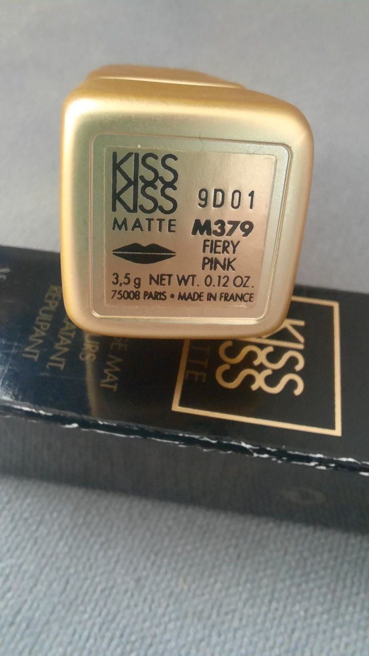 Guerlain Kiss Kiss Matte pomadka szminka Kolor Fiery Pink M379