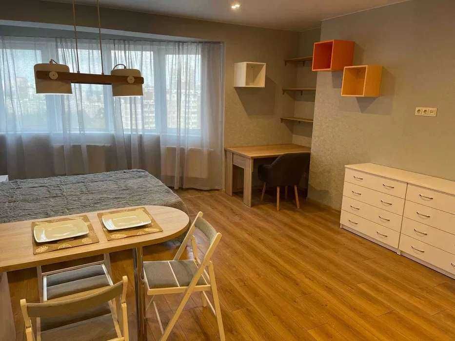 Оренда квартири-студії, просп. Берестейський