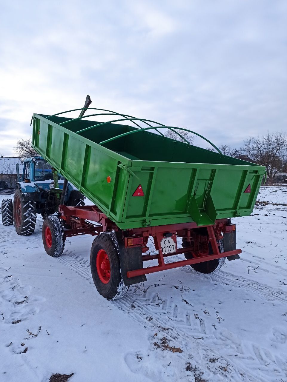 Продам тракторий причіп 2 ПТС 4 з документами