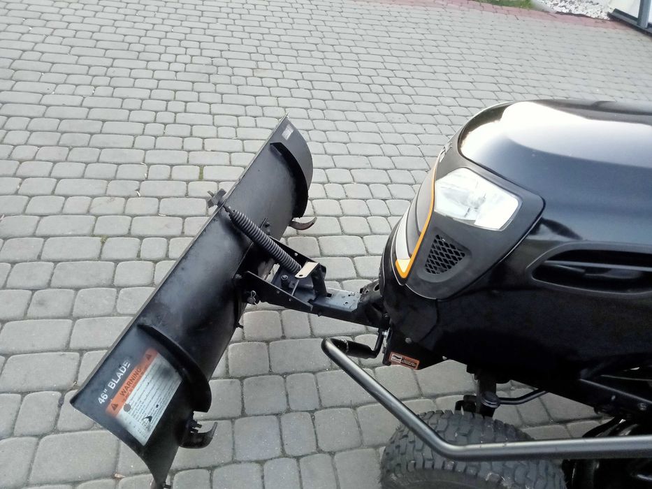 Traktorek kosiarka Mcculoch 22hp V2 Briggs z pługiem