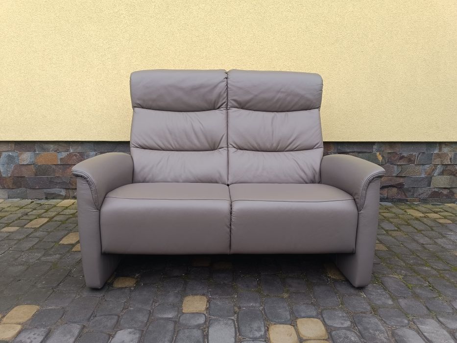 Шкіряний диван, офіс