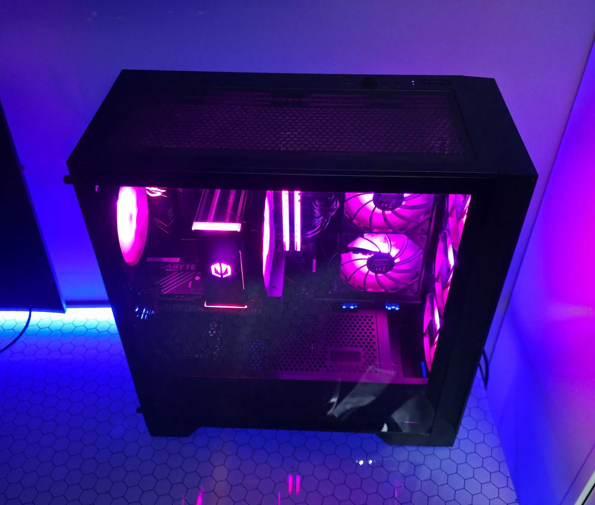 Komputer gamingowy Ryzen 5 5600, RTX 5060, DDR 4 32GB, M2 1 TB