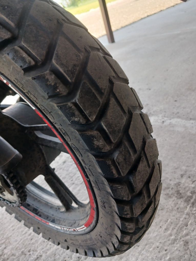 Lifan cityr 200.