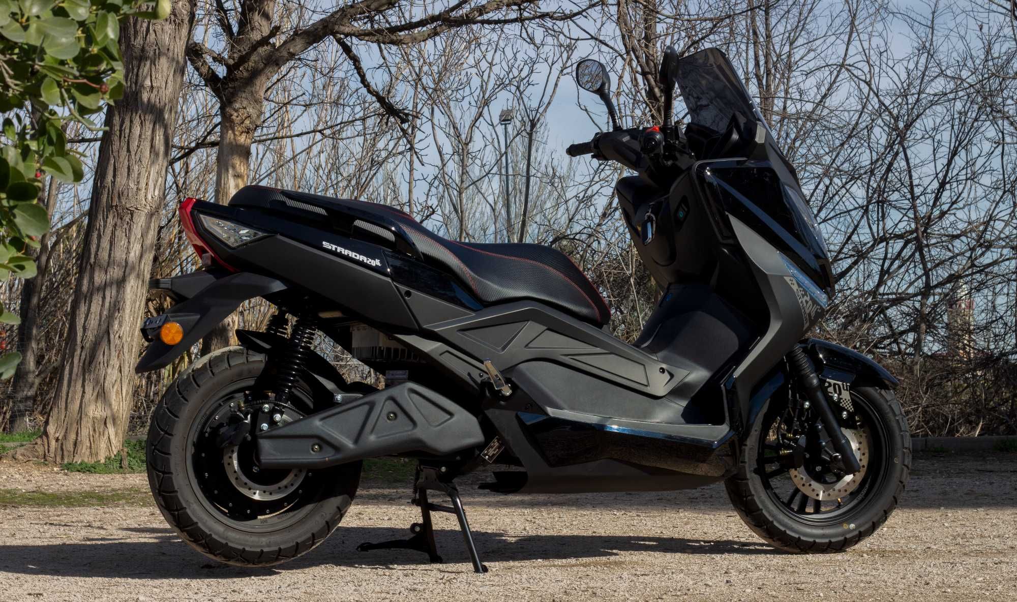 Ebroh Strada 20 Anos Edition – Maxi Scooter Eléctrica 12k