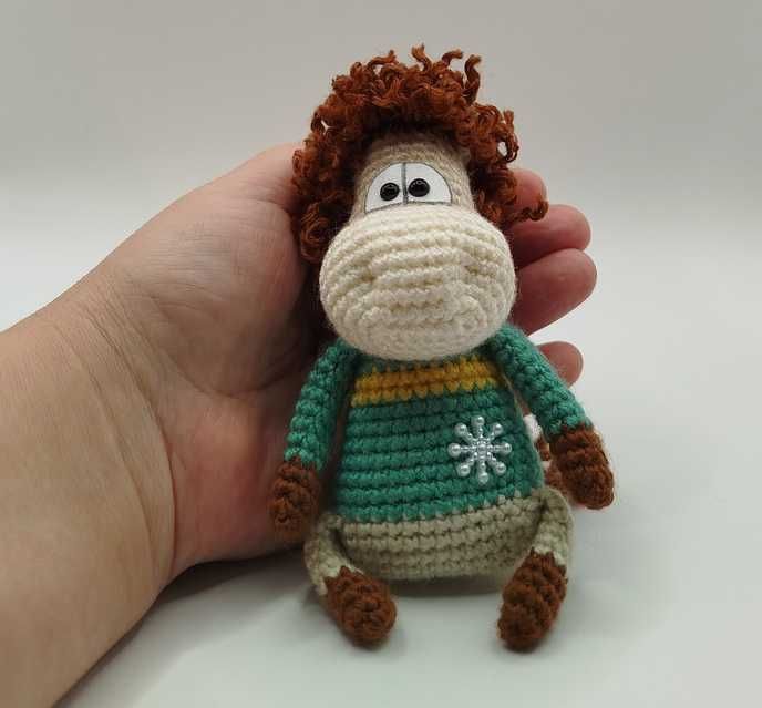 Лошадка в'язана іграшка ручна робота лошадь конь символ року