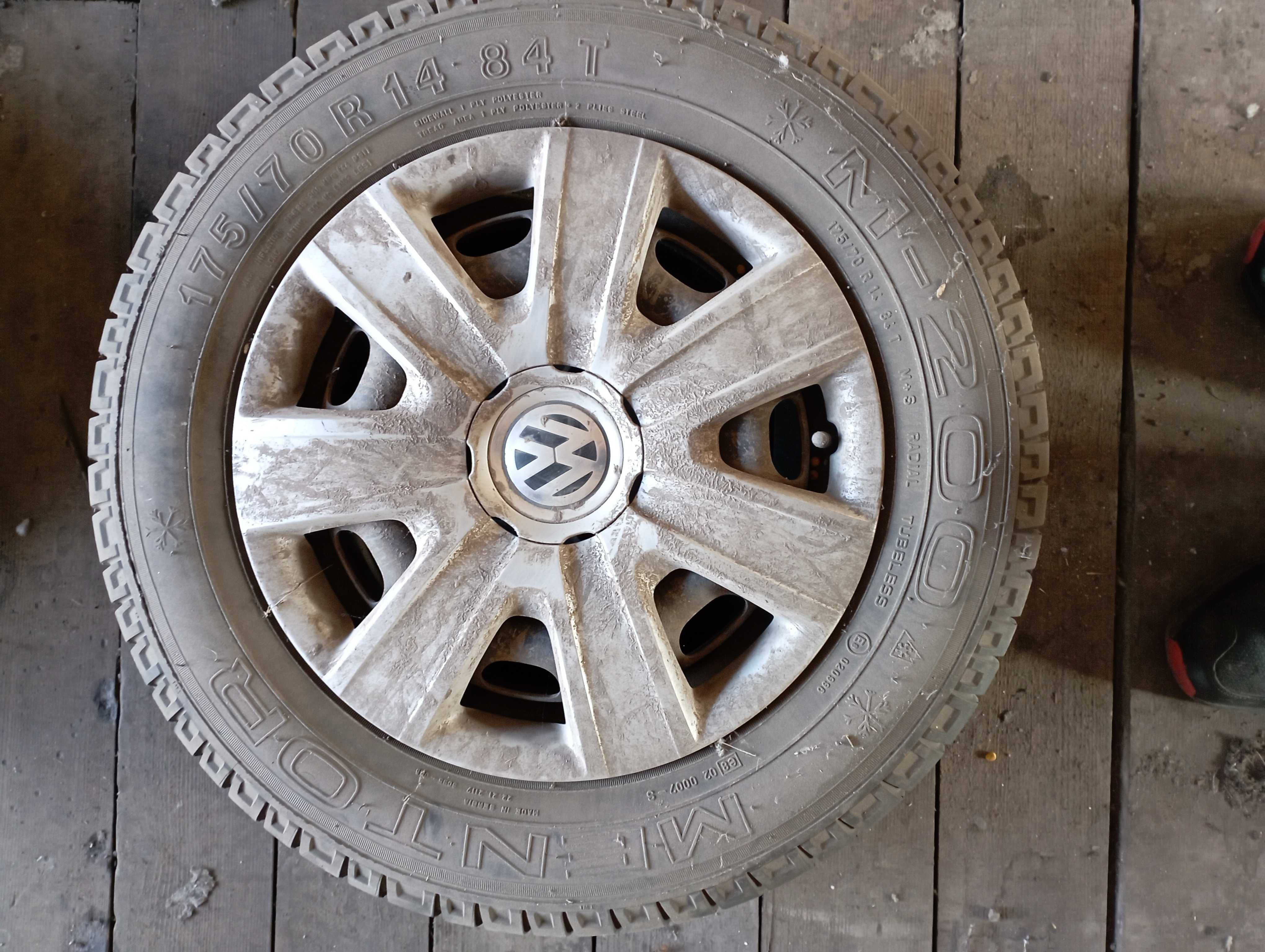 Шины зимние 175/70 R14 KUMHO