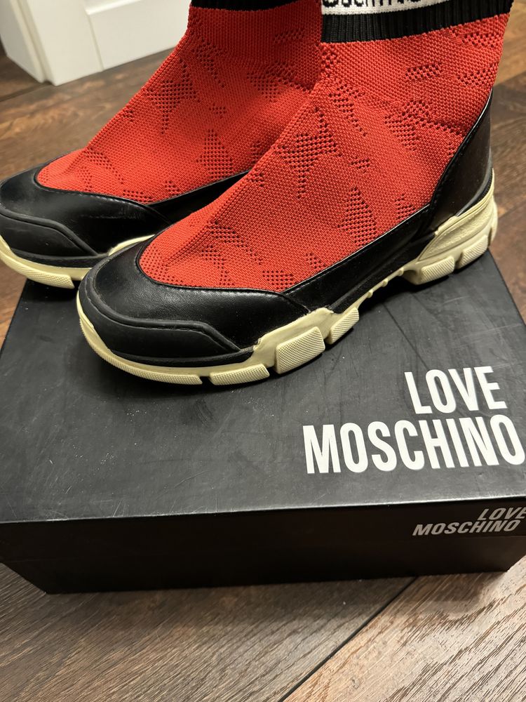 Love Moschino sneakersy