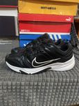 Чоловічі кросівки Nike Defyallday 47(30,5см) оригінал