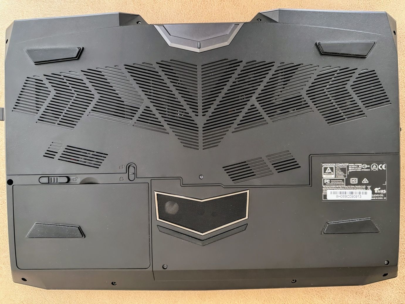 Ноутбук Sager (Clevo) P775DM3 gtx1080 i7-7700K