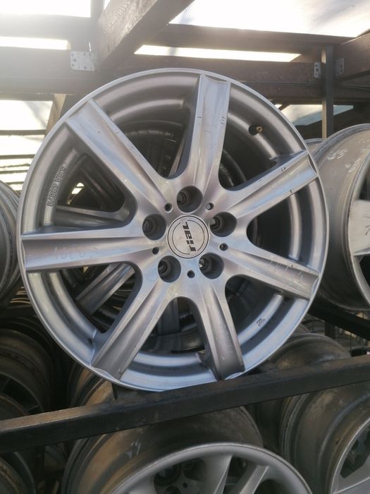 Komplet felg aluminiowych 5×120 7,5j17 oc 72,5 et 35