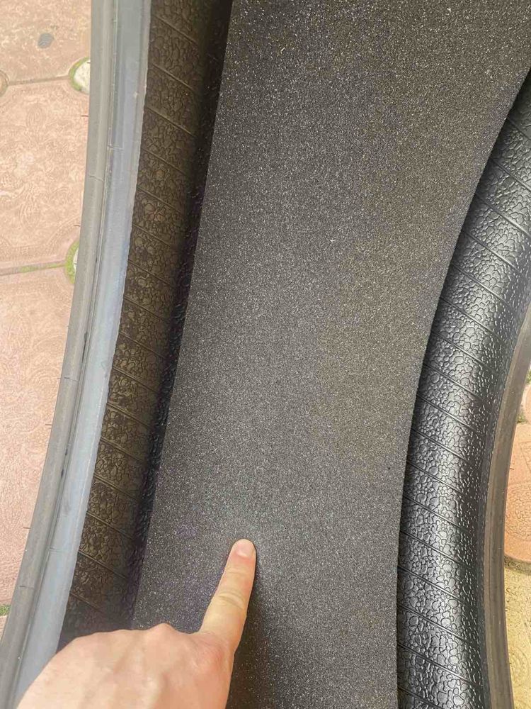 Шини Tesla 255/40R20 GoodYear Eagle f1  101W M+S  tesla model Y