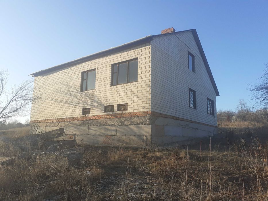 Продам Будинок у смт Червоний Донець. Балакліївського району.