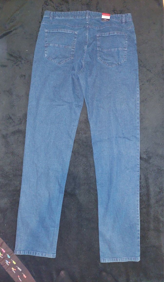 Męskie spodnie jeansowe rozm 54/56
