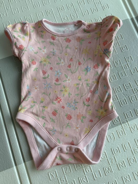 Набір боді з вишивкою від next 3-6 місяців, рощмір 62