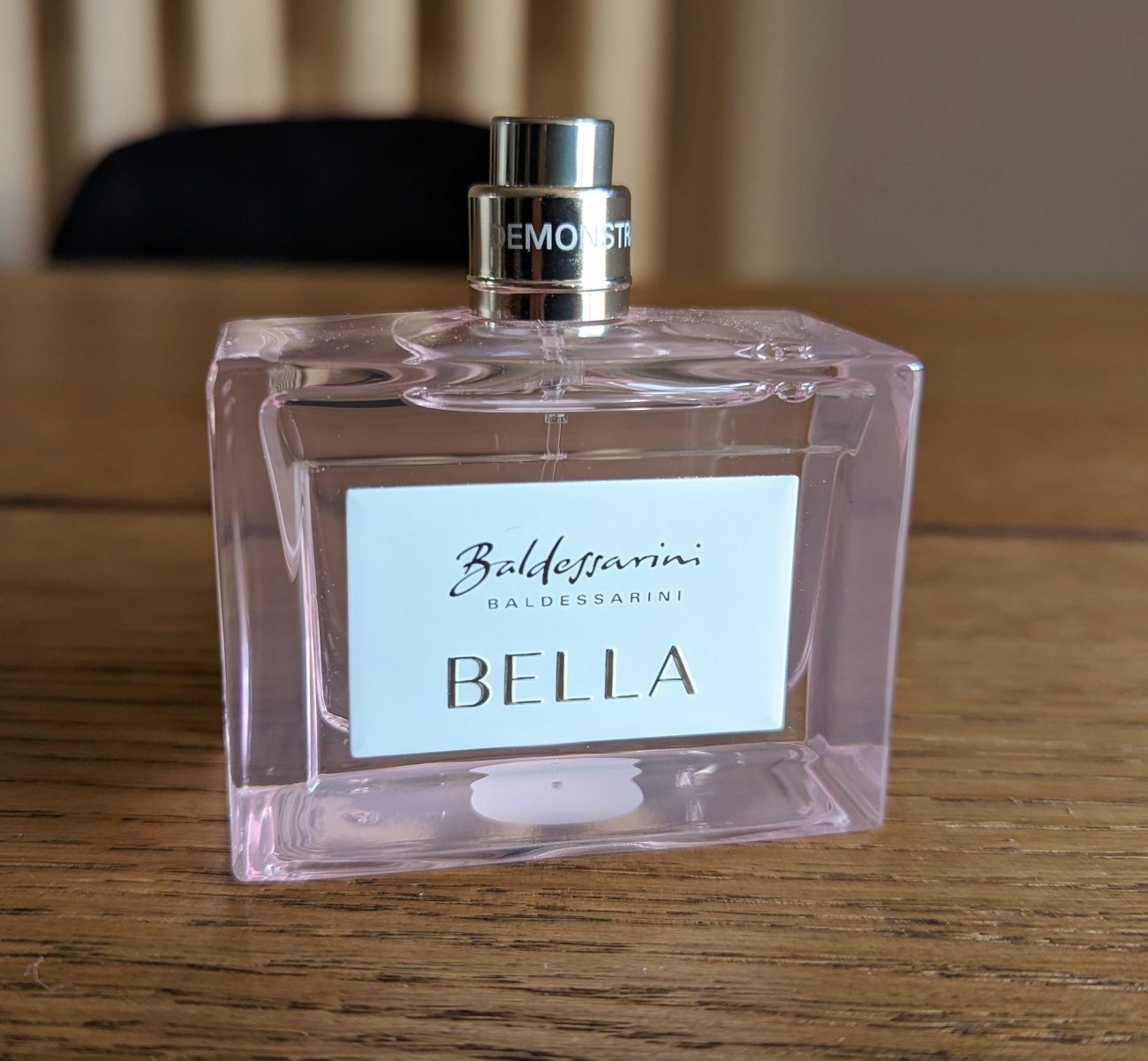Perfume Baldessarini Bella 50ml - Novo s/tampa