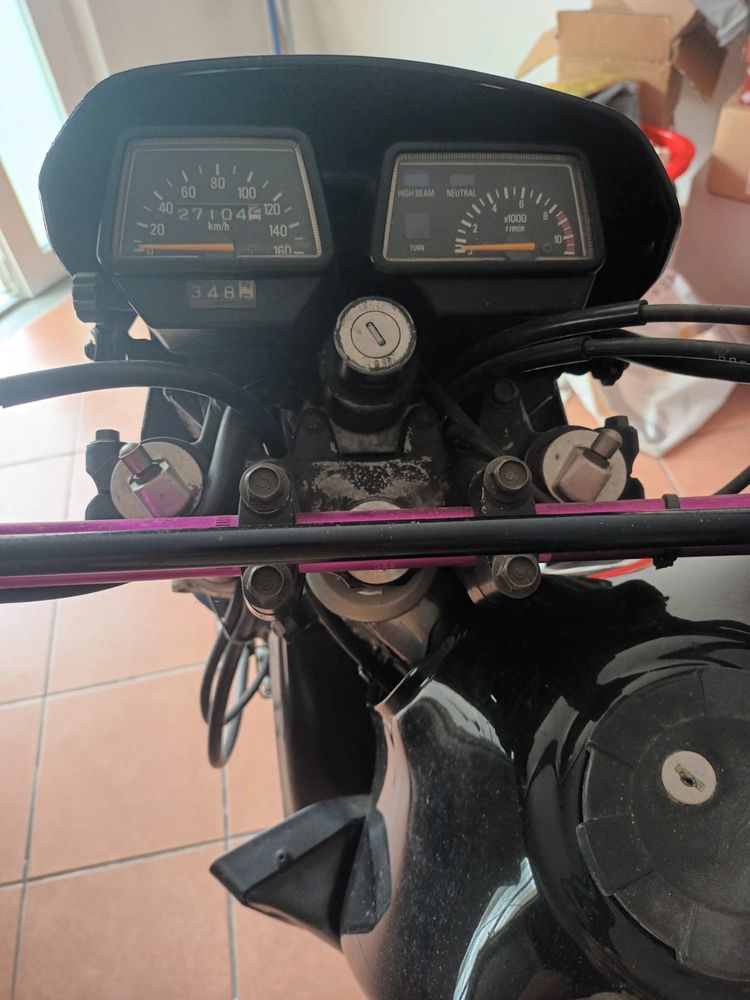 Yamaha XT 350 em Bom Estado