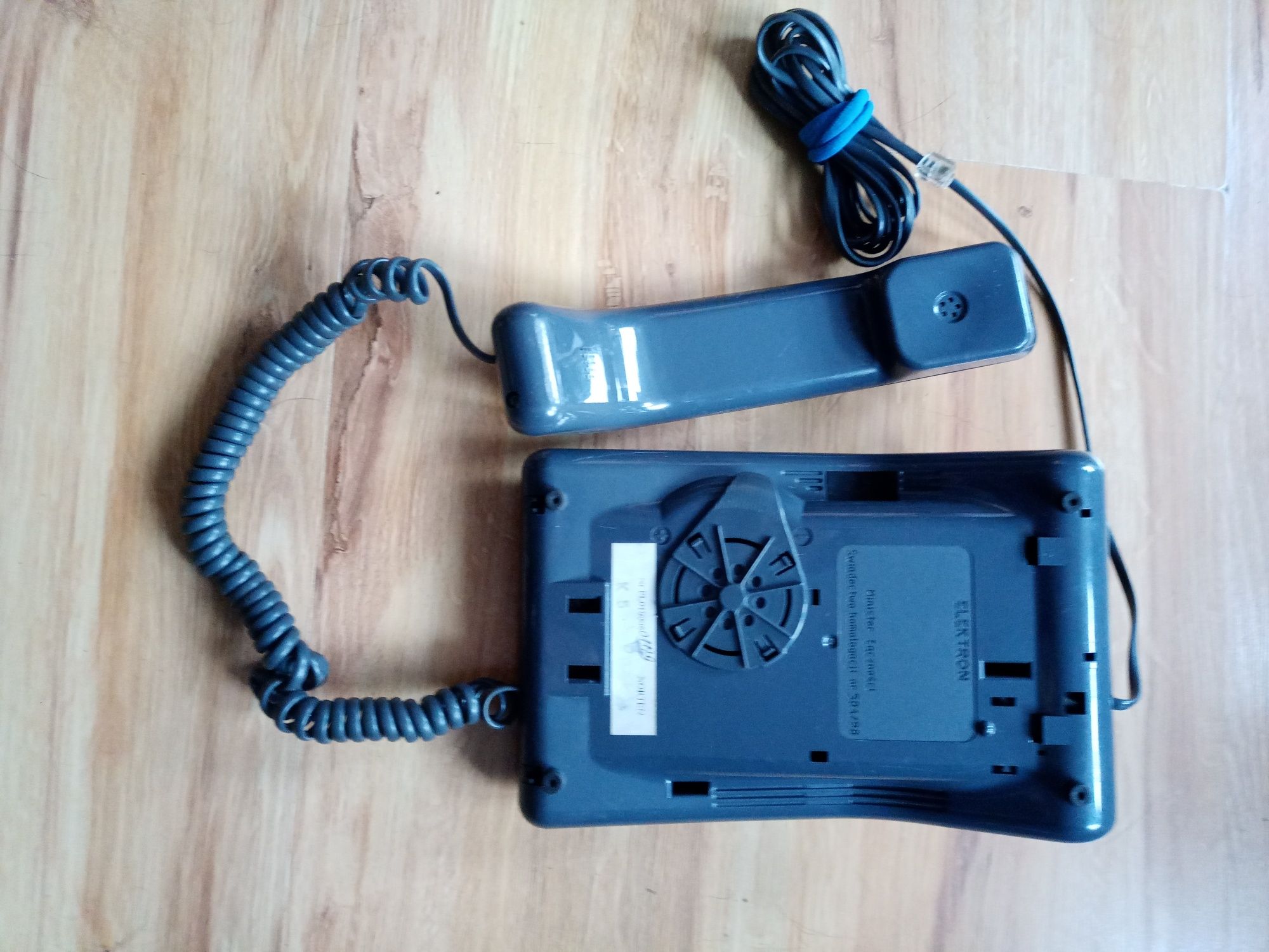 Telefon stacjonarny