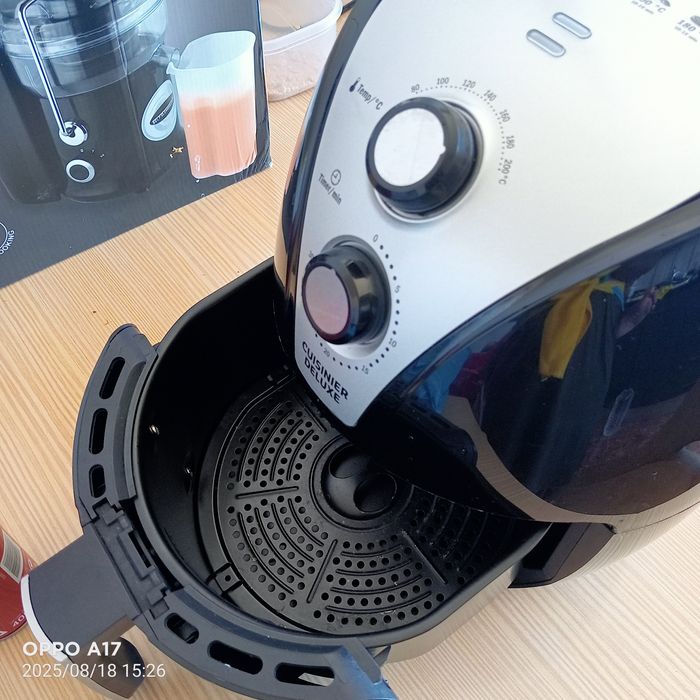 Air Fryer em bom estado