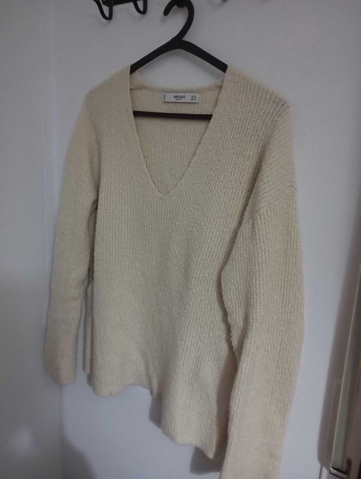 Camisola creme da Mango