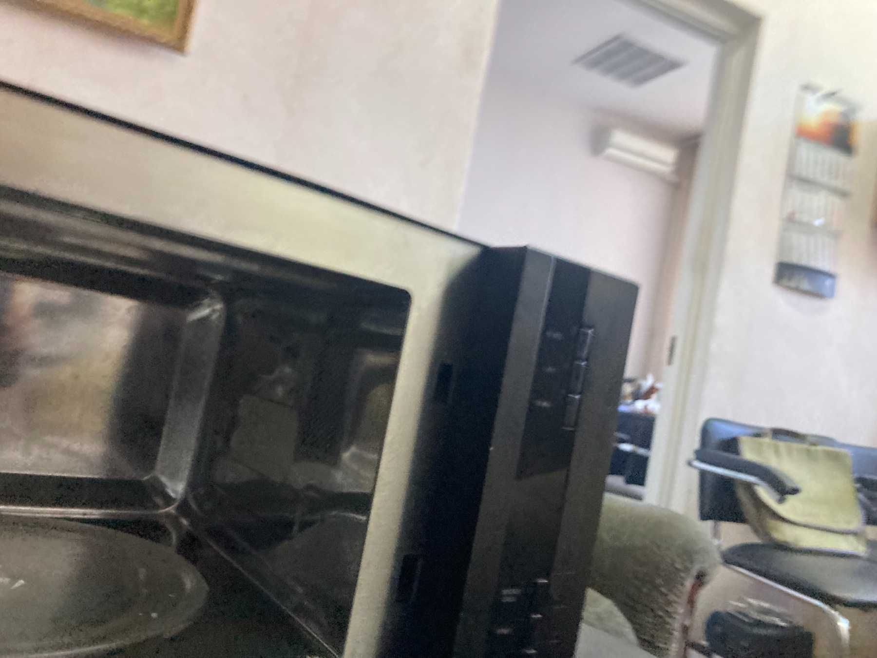 Мікрохвильова піч GORENJE GMO-20 DGB