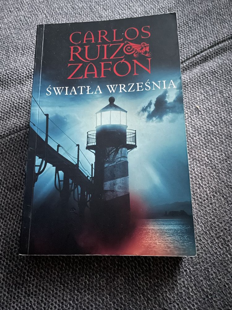 Książka „Światła Września” autorstwa Carlos Ruiz Zafon