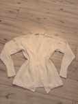 Elegancki sweter damski, sweterek damski. Zapinany na guziki. S/M.