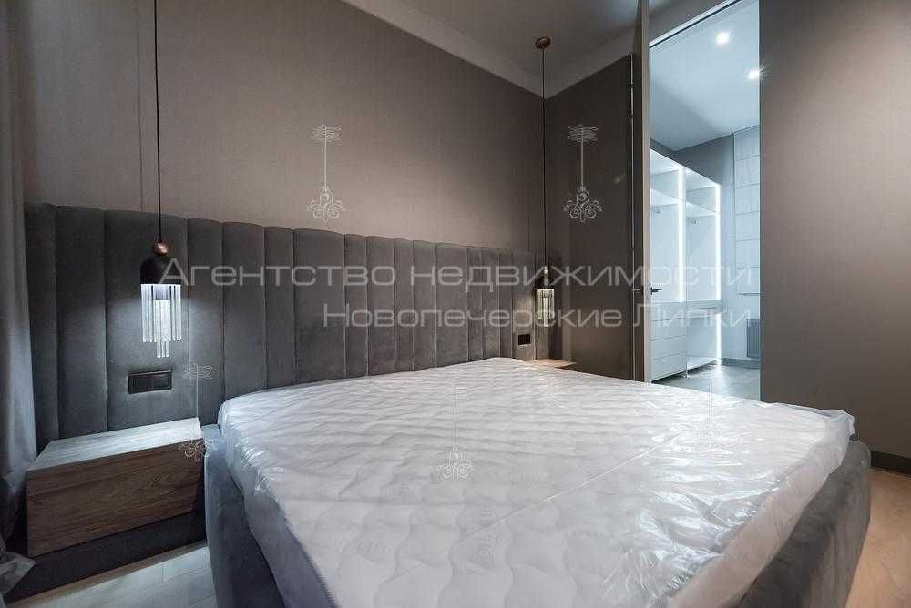 Продаж будинку за бассейном 250 км м Козин Конча-Заспа