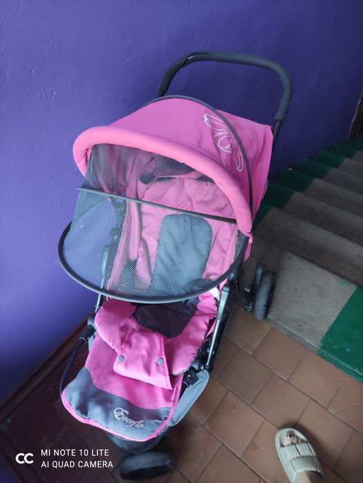 Прогулянкова коляска