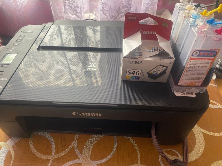 Продаю принтер на запчастини