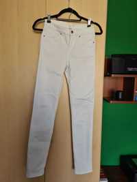 Białe materiałowe spodnie rurki H&M rozmiar