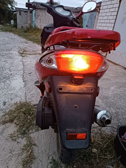 Продам скутер двух местный 2т