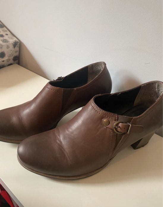 Brązowe buty damskie Lasocki 40 EU