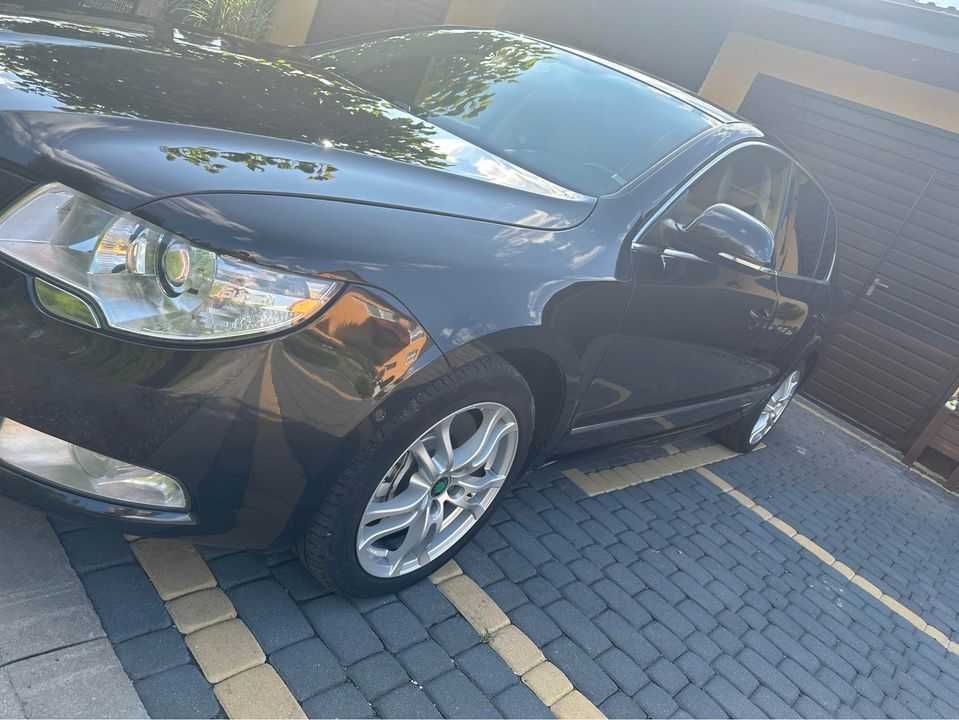 Skoda Superb II 2    3.6  4x4