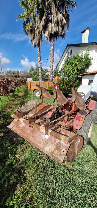 Trator e acessórios