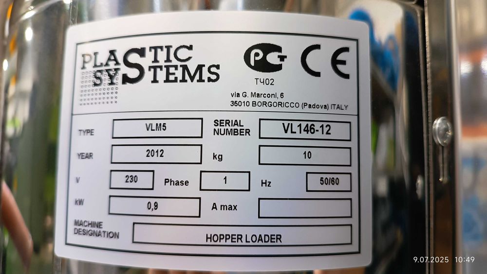 Zbiornik na granulat PIOVAN T100IX z podajnikiem Plastic Systems VLM5